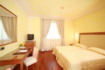 Hotel Grand Del Parco - Bergamo Airport